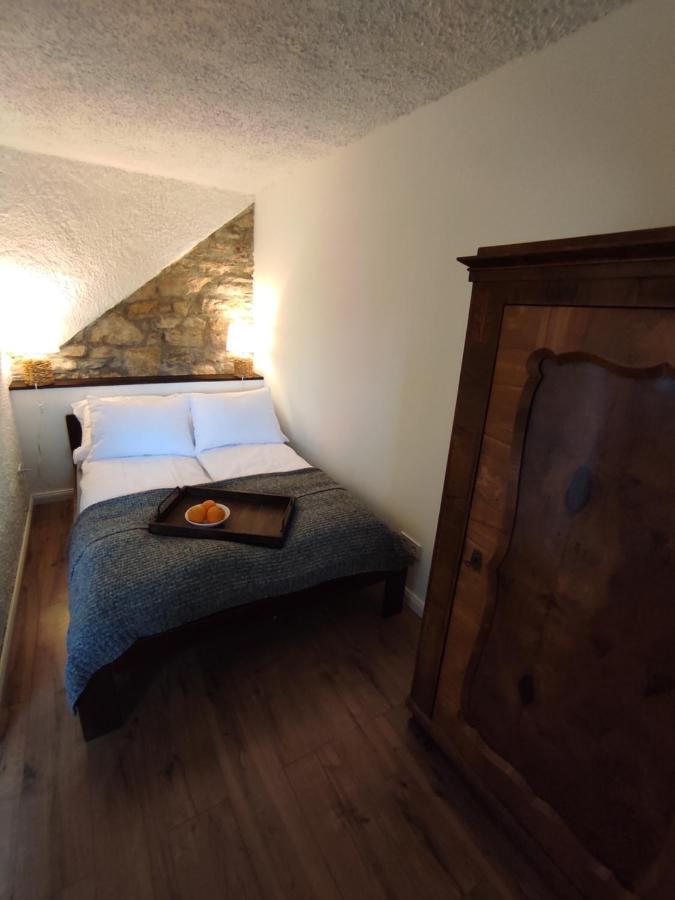 Kishaz A Szolohegyen Apartment บาลาโตนาคาลิ ภายนอก รูปภาพ